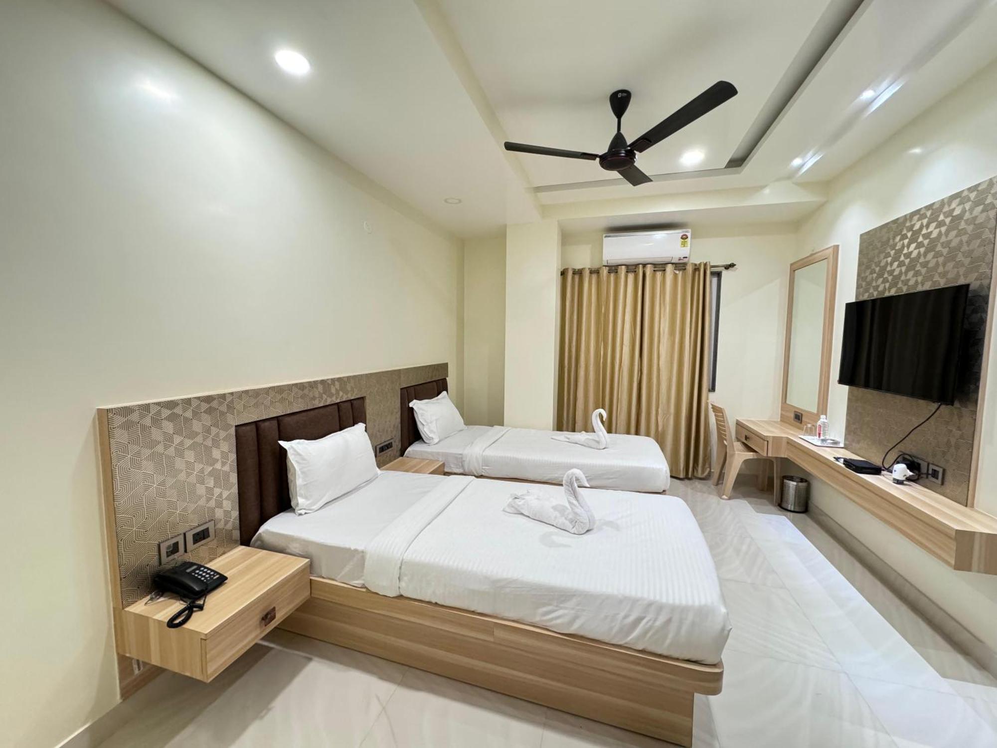 Hotel Jia International Patna  Bagian luar foto